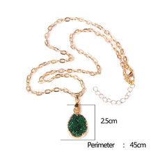 Load image into Gallery viewer, Simple And Versatile Crystal Cluster Necklace
